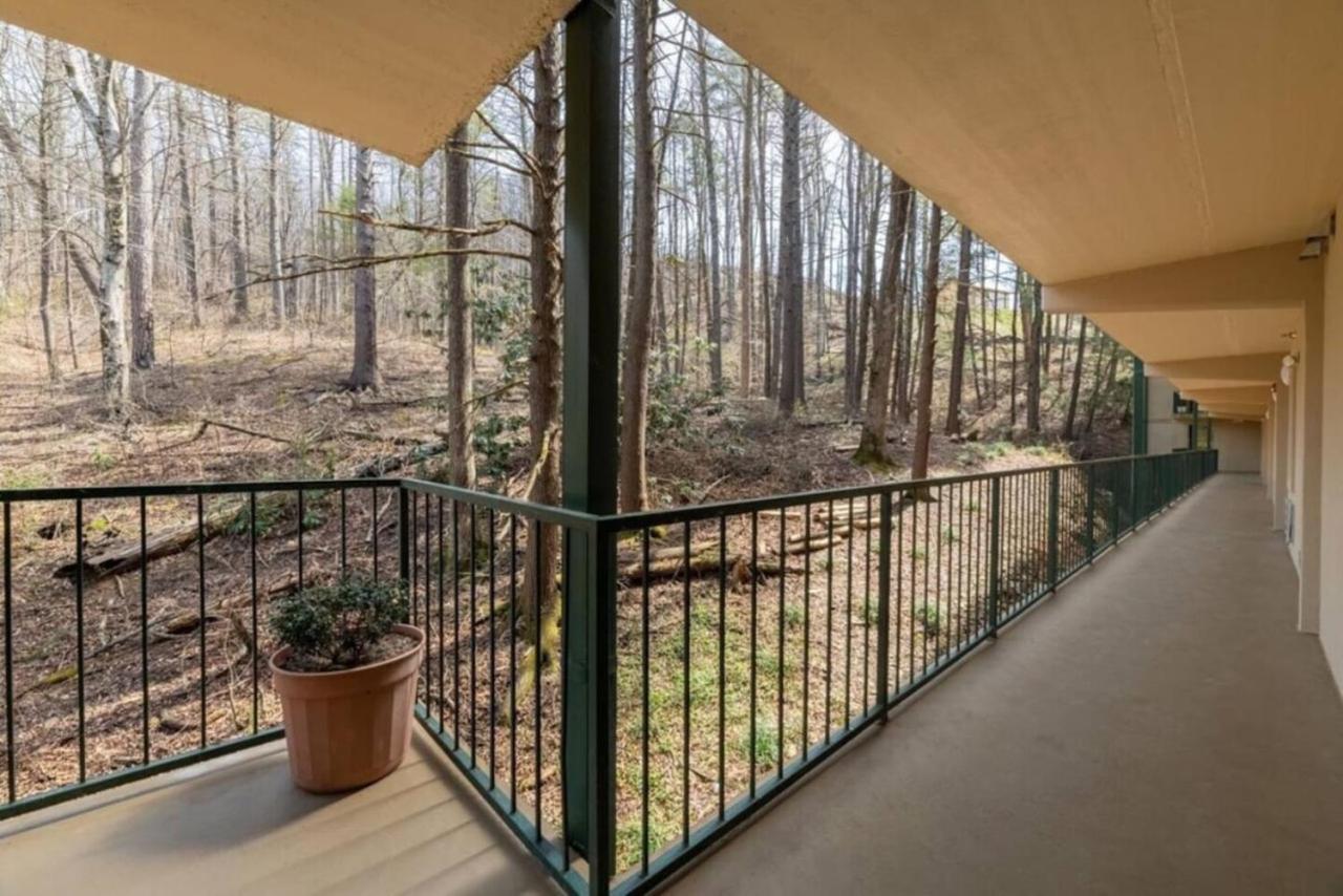 Gt307 Romantic Condo Downtown Gatlinburg & Pool Buitenkant foto